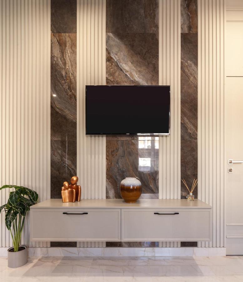 Apartment Leogrand Vip Apartments On Lesi Ukrainky 7 *